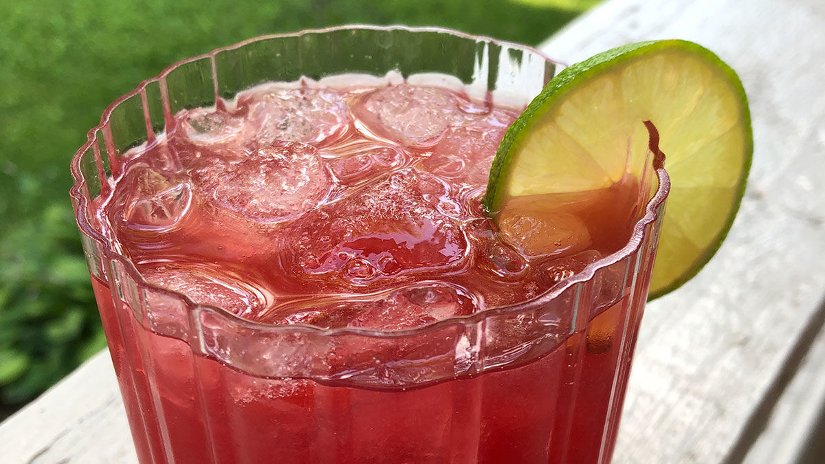 The secret to making cocktails by the pitcher? It's found in the shrubs